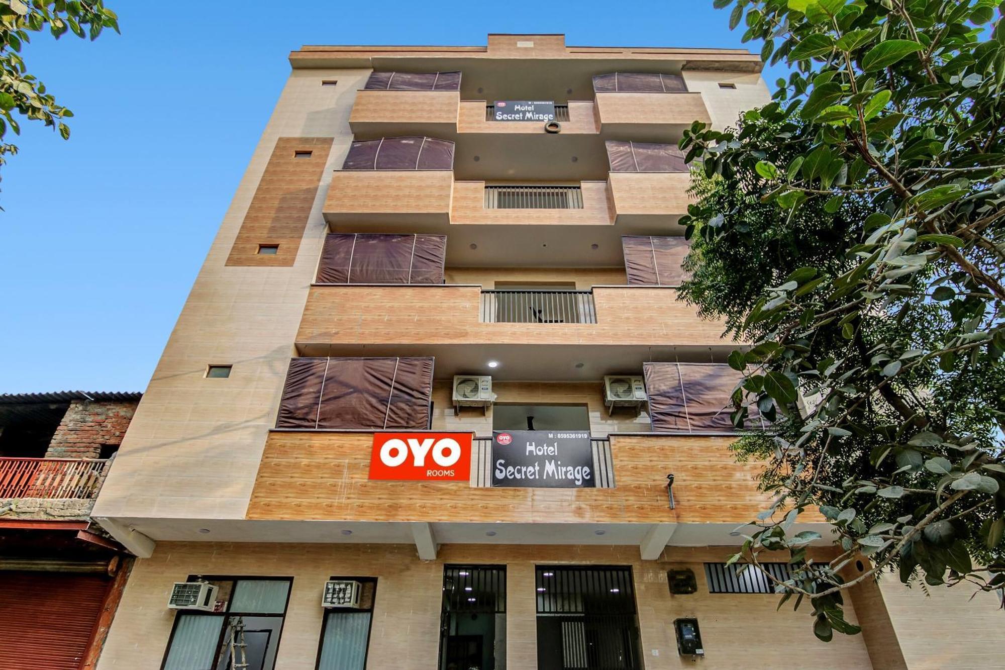 Flagship Hotel Secret Mirage Near Rithala Metro Station Nova Deli Exterior foto